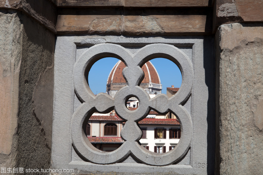 佛羅倫薩的窗飾畫廊 從烏菲茲陽臺窺見藝術(shù)與光影